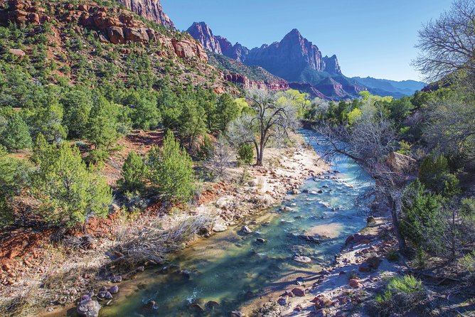 Private Overnight Tour to Antelope Canyon, Horseshoe Bend Zion from Las Vegas - Antelope Canyon With a Navajo Guide: Why the Timing and Guidance Matter
