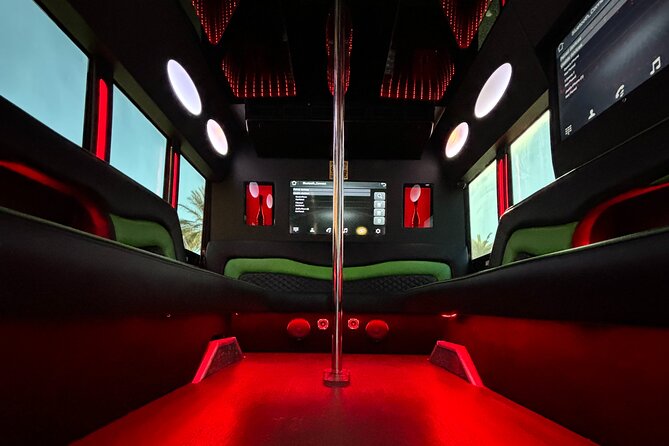 Private Party Bus Rental in Las Vegas - Bars, ice, and how to plan your drink rhythm