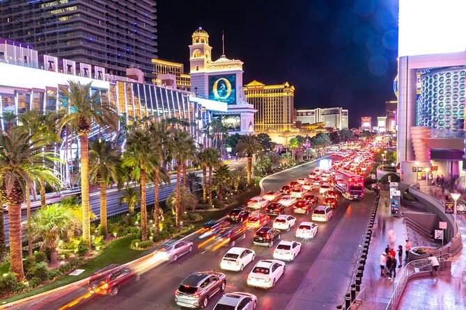 Private Party Bus Tour of the Las Vegas Strip Champagne Toast - The iconic stop: Welcome to Fabulous Las Vegas sign (about 10 minutes)