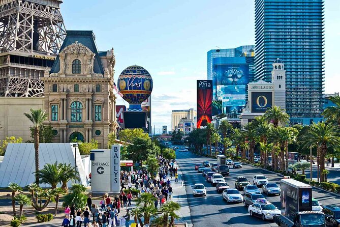 Private Party Bus Tour of the Las Vegas Strip Champagne Toast - Music, drinks, and the 21+ reality