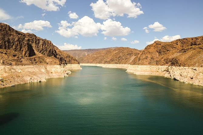 Private roundtrip from Las Vegas to Hoover Dam by SUV - 3.5 hrs - SUV Door-to-Door: The Real Value in a 3.5-Hour Plan