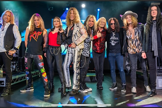Raiding the Rock Vault at the Hard Rock Cafe in Las Vegas - The show itself: Raiding the Rock Vault in plain terms