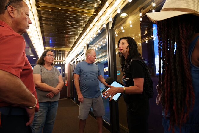 Red Light District & Fremont Street Walking Tour, Las Vegas - Stop 6: Vegas Vic, Guinness Fame, and the Cowboy Who Stops Moving