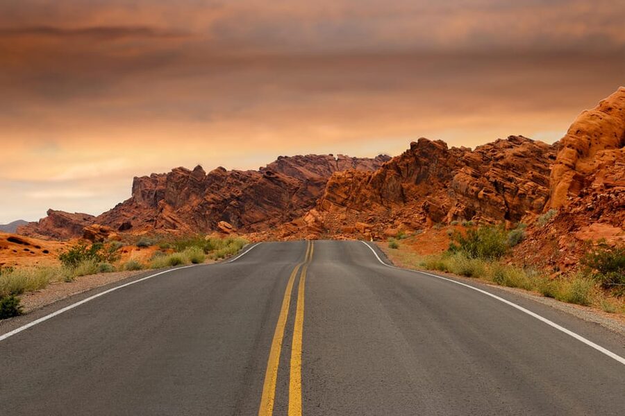 Red Rock Canyon Guided Automatic Slingshot Tour - The 40-minute highlight: the Red Rock Loop drive