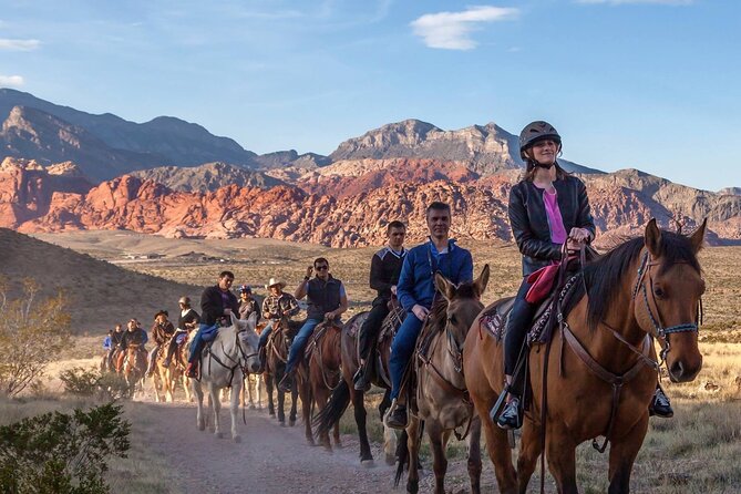 Red Rock Canyon Sunset Horseback Ride and Barbeque Dinner - Hotel Pickup and Getting Out of Vegas (Without Stress)