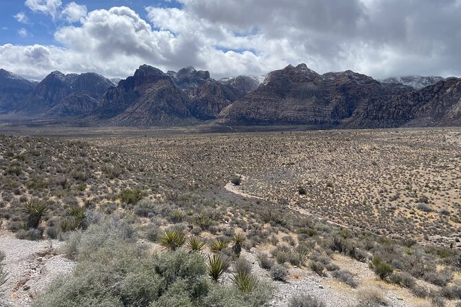 Redrock Hikes Come See Our South West Historic Beauty - Getting there: Venetian pickup, quick drive, and a clean return