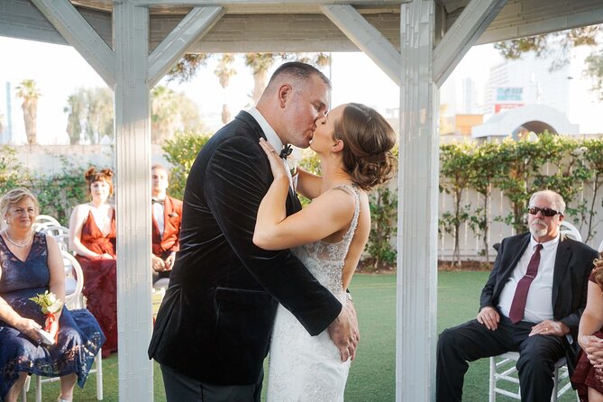 Regal Las Vegas Wedding Package - Who this package suits best (and who should think twice)