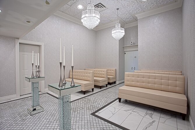 Regal Las Vegas Wedding Package - What $865 covers for up to 8 people (and where value comes from)