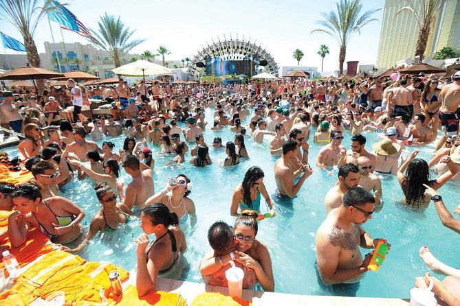 Rockstar Pool Party Crawl w/ VIP Entry & Party Bus Ride - Daylight Beach Club (about 1.5 hours): fast-pass fun and common snags