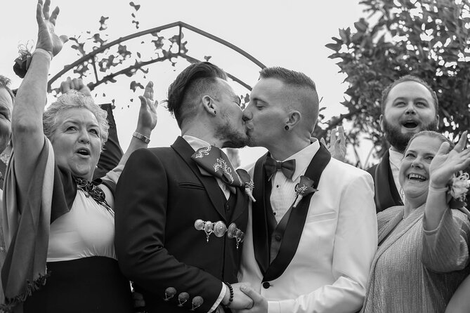 Romantic Las Vegas Wedding Package - Upgrades and extras: flowers, chapel locations, and beyond
