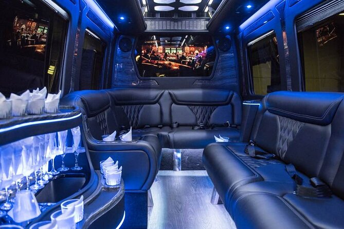 Round Trip Private Transfer Las Vegas Airport to Las Vegas by limo MB Sprinter - Price and Value: When Paying More Actually Buys Time