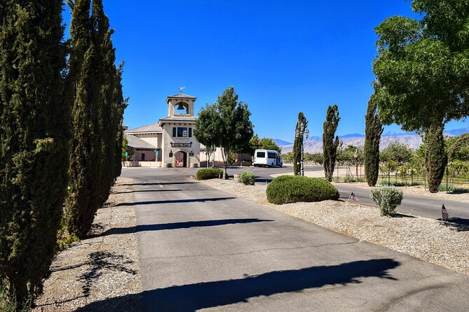 Scenic Wine Tasting Tour from Las Vegas with Food - Small-Group Energy: Why It Feels More Like a Day Out