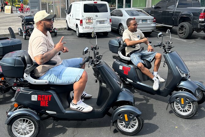 Scooter Tour of the Las Vegas Strip - How the Trikke Scooter Tour Works on a Las Vegas Night