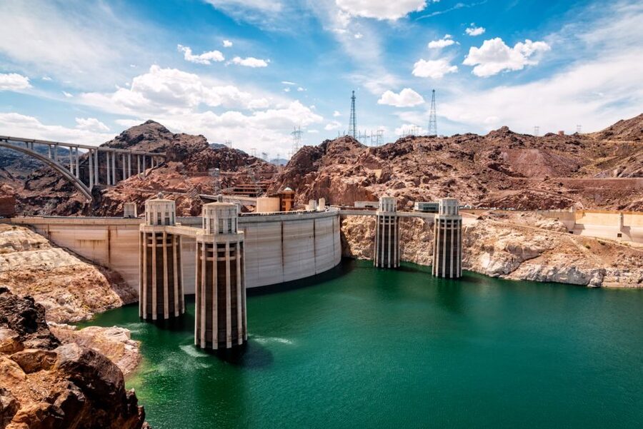 Small Group Grand Canyon West Rim, Skywalk & Hoover Dam Tour - Hot lunch with canyon views: eating well without losing the day