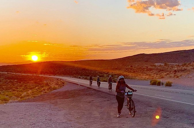 Sunrise Red Rock Canyon Self-Guided Electric Bike Tour with Hotel Pick-up - Getting there smoothly: hotel pickup and a no-fuss start