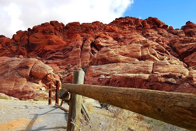 The “As Seen on TV” Panoramic Red Rock Canyon Scenic Loop Tour - Weather, timing, and how to avoid common headaches