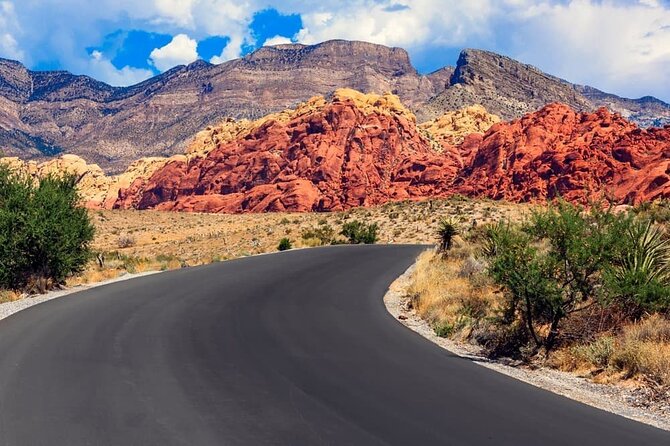 The Ultimate Red Rock Canyon Scenic Experience - Stop 2: Spring Mountain Ranch State Park + Howard Hughes Estate (2 Hours)