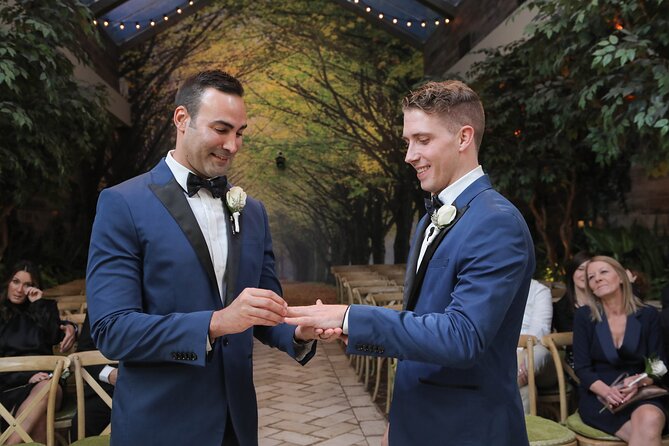 Traditional Las Vegas Wedding Package - Photos and Video Streaming: Make Sure You Know the Upgrade Rules