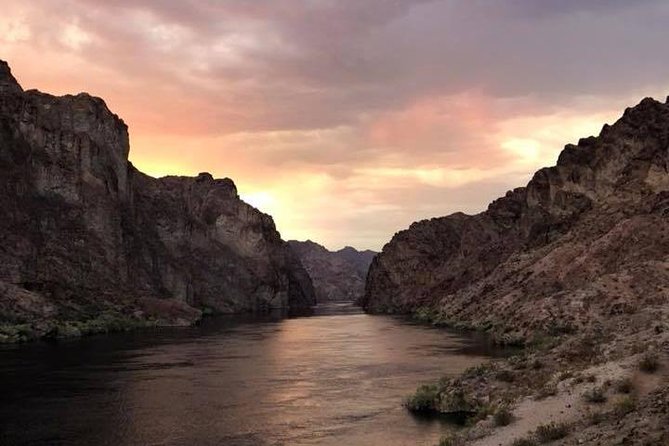Twilight Black Canyon Kayak Tour with Bonfire Experience - The $175 price: what you’re really paying for