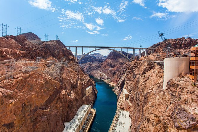 Ultimate Hoover Dam Tour from Las Vegas - Stop 2: Lake Mead lookout for the dam’s bigger picture