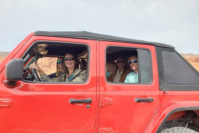 Valley Of Fire Best Off Road Jeep Tour with Lunch - Entering Overton and getting your first taste of traction