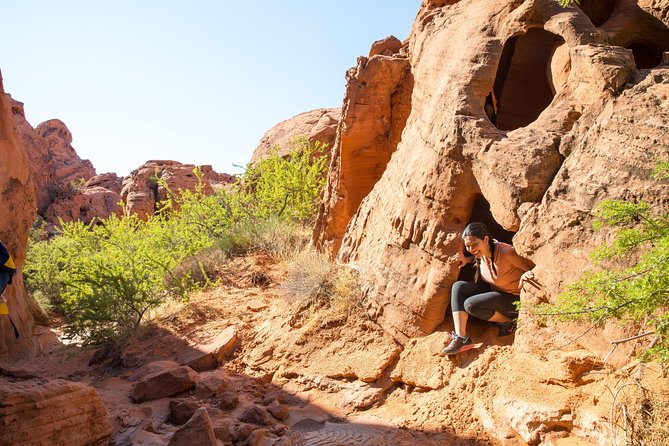Valley of Fire Guided Hike from Las Vegas - A Half-Day Plan Through Valley of Fire’s Most Famous Stops