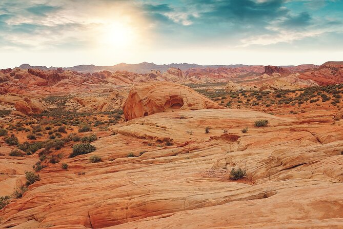 Valley of Fire State Park Tour from Las Vegas - Rainbow Vista’s Color Switch: White Dome and Duck Rock Views (Stop 2)