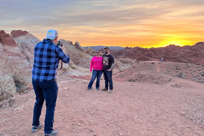 Valley of Fire Sunset Tour from Las Vegas - Strip pickup and a 13-person max: the “no car” advantage