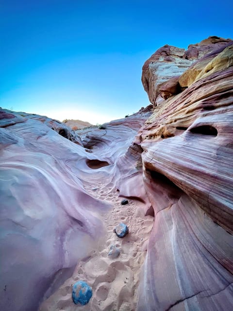 Valley of Fire Tour & Hike - The drive to Valley of Fire: scenic views without the sightseeing overload