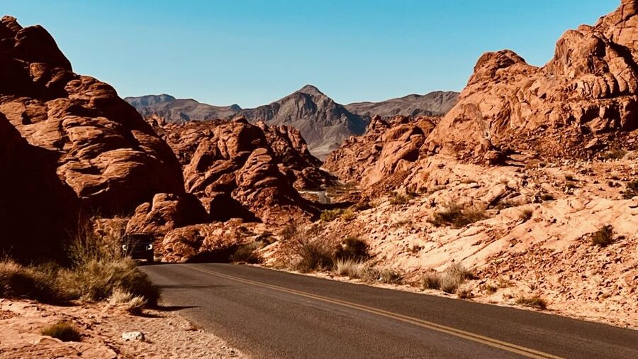 Valley of Fire VIP Small Group Tour From Las Vegas - White Domes Loop Trailhead: Time on Foot Without Being Too Long