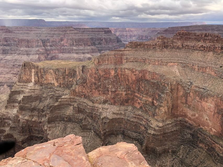 Vegas: Antelope Canyon, Grand Canyon, Zion & Horseshoe Bend - Guides and small-group comfort: why the human touch matters