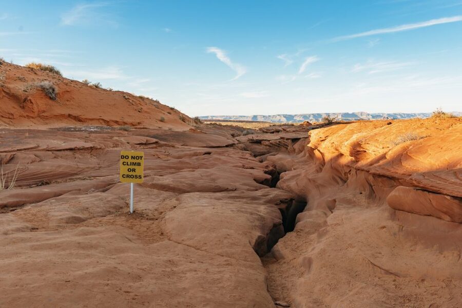 Vegas: Antelope Canyon & Horseshoe Bend Tour at Golden Hour - The 16-Hour Reality: How to Survive the Drive and Still Enjoy It