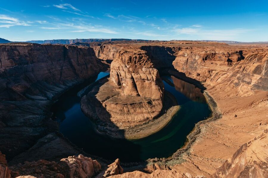 Vegas: Antelope Canyon & Horseshoe Bend Tour at Golden Hour - Inside Lower Antelope Canyon: What the Navajo Guide Adds