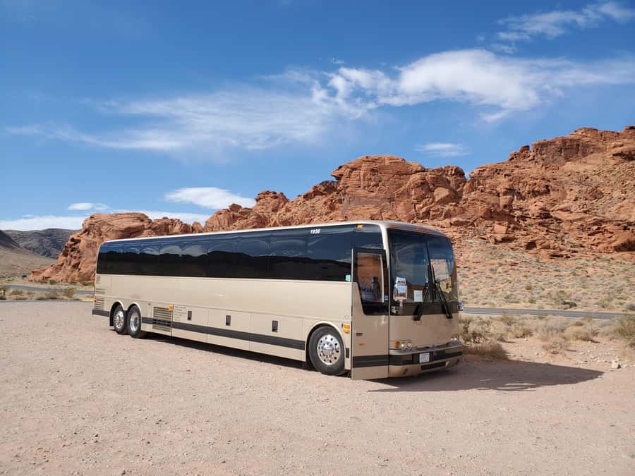 Vegas: Lower Antelope Canyon, Horseshoe Bend, Lunch and WiFi - Lower Antelope Canyon: what the guided walk feels like