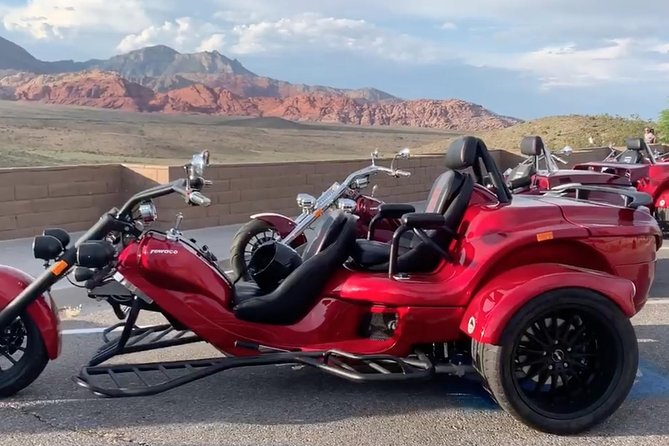 Vegas Strip and Red Rock Canyon Guided Trike or Slingshot Tour - What to bring and wear for desert driving