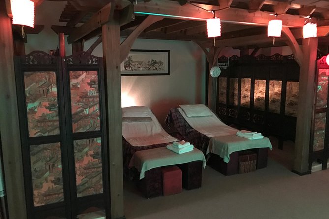 VIP 60 Minute Body Massage w/ Hot Stones - Why a Hot-Stone Massage Off the Strip Works in Vegas
