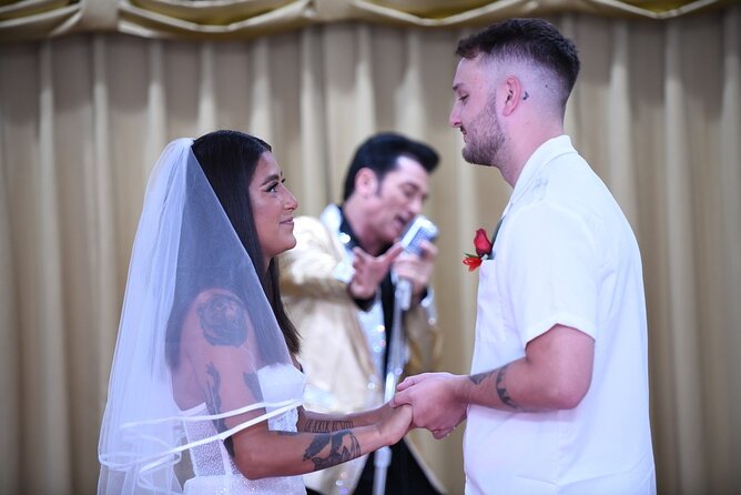 Wedding Renewal Experience in Las Vegas at Elvis Chapel - Scheduling Tips That Make a 1-Hour Ceremony Work