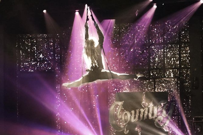 X Country at Harrah's Hotel and Casino in Las Vegas - Best for bachelor parties, birthdays, and “one big Vegas plan”
