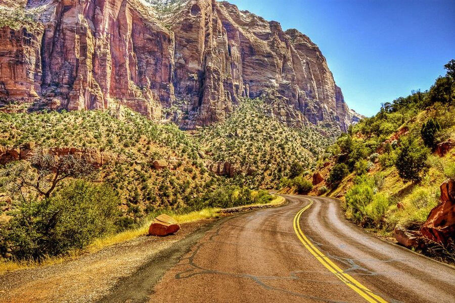 Zion National Park Small Group Adventure from Las Vegas - Breakfast, water, and the timing you should plan around